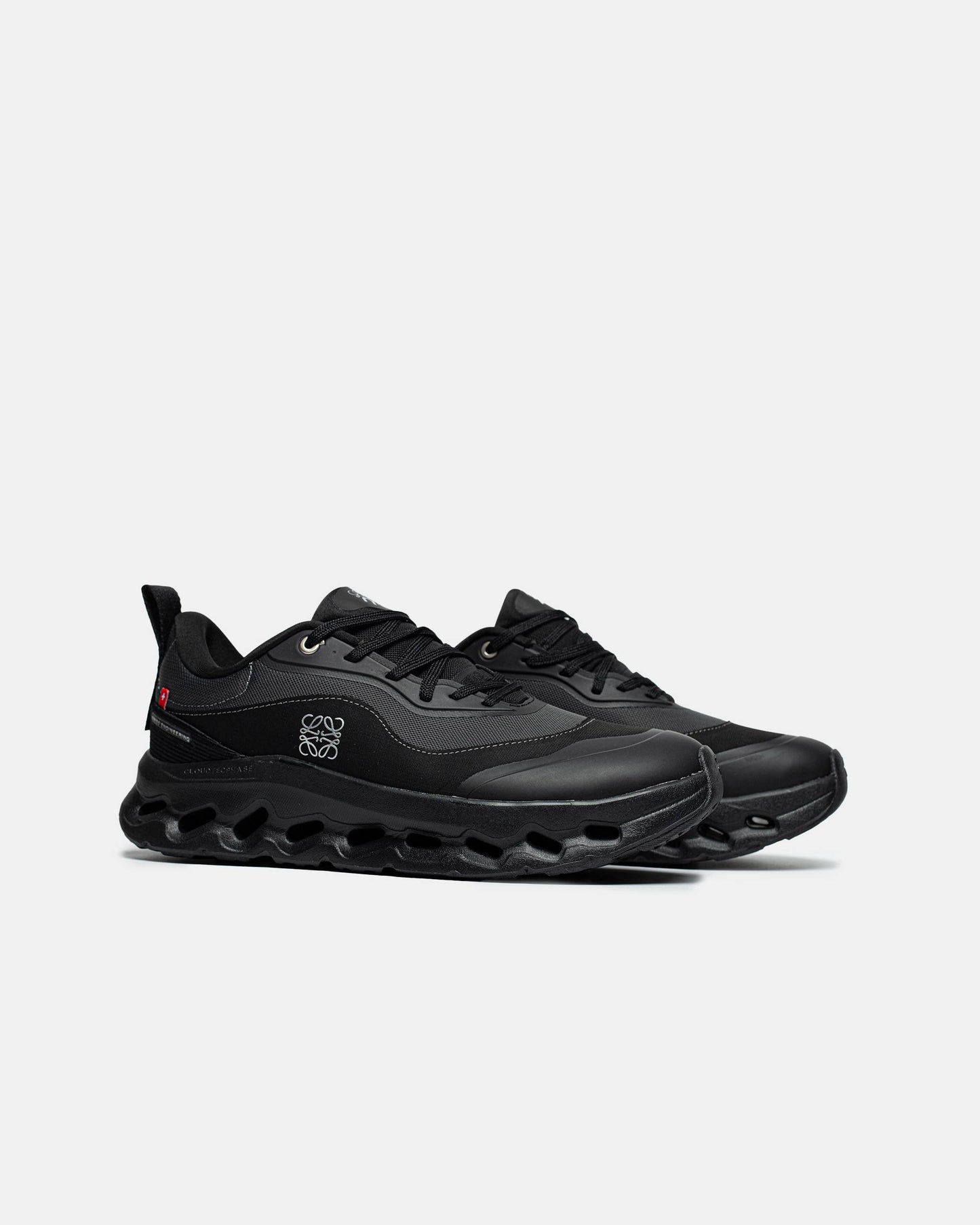 Loewe x ON Cloudtilt Black