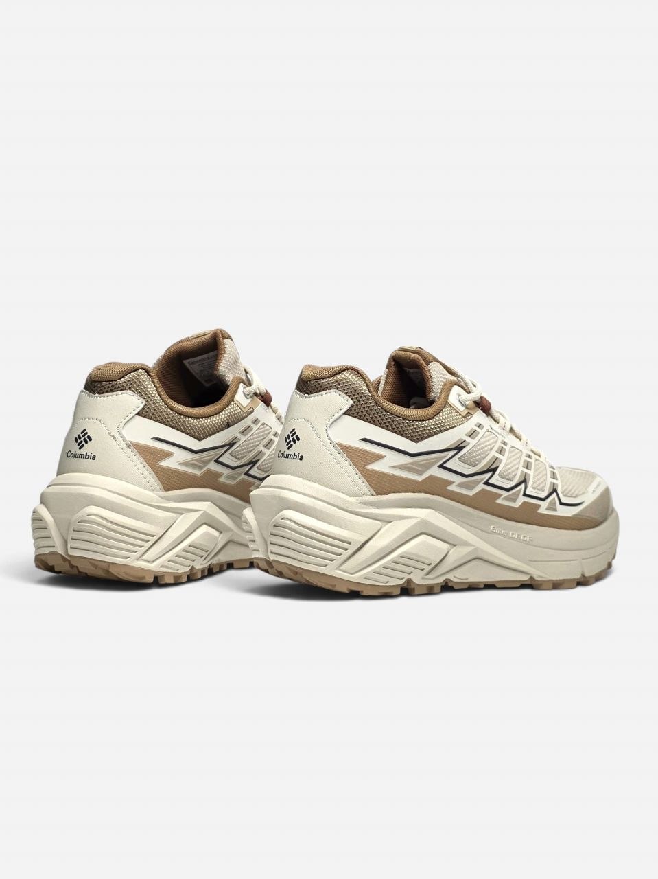 Columbia Anti-Impact Gore-Tex Beige Sand