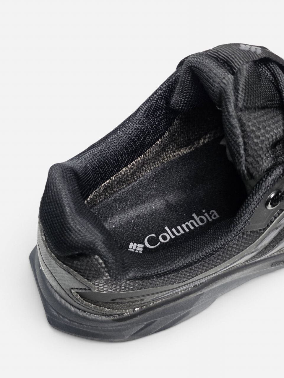 Columbia Anti-Impact Gore-Tex Black