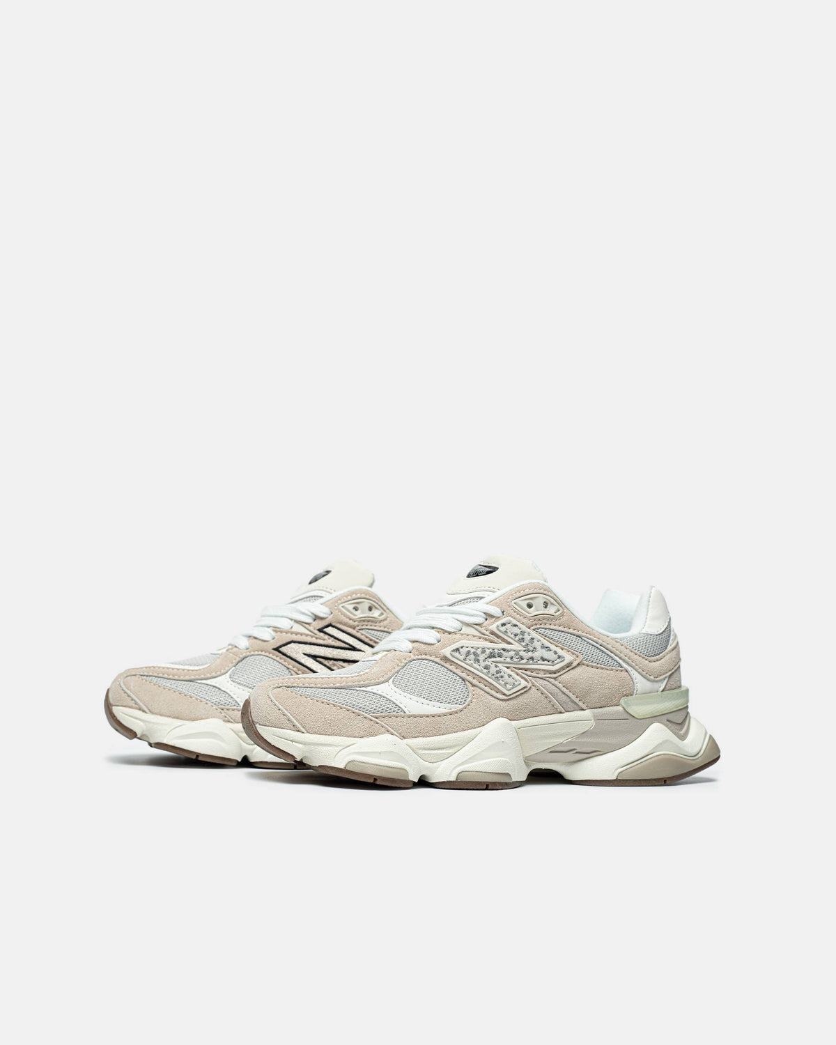 New Balance 9060 Beige Leopard
