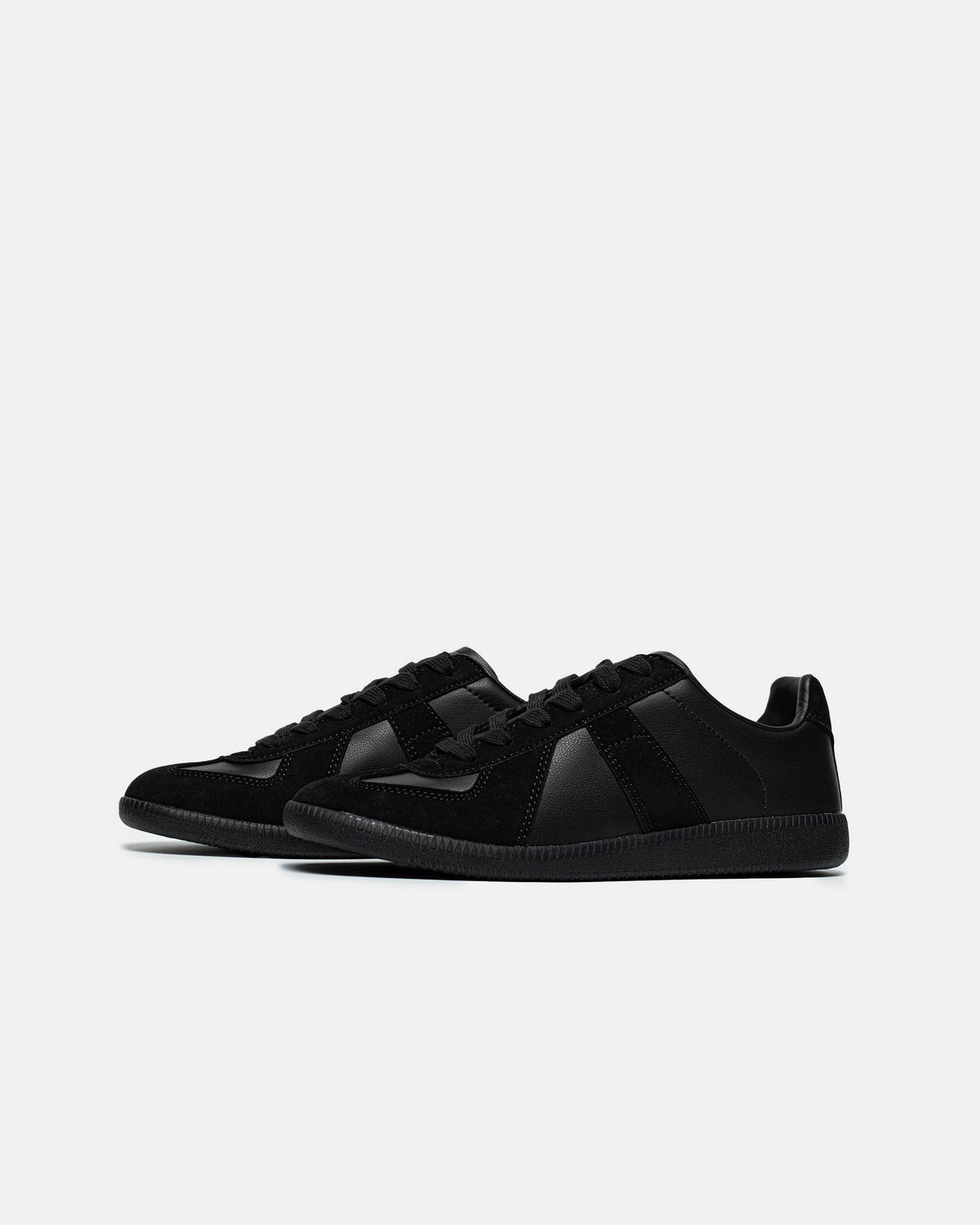 Maison Margiela Replica Triple Black