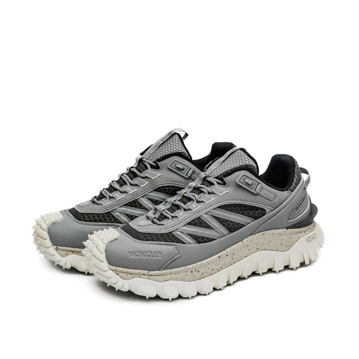 Moncler Equipements Trailgrip Grey