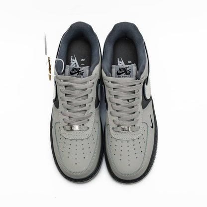 Nike Air Force Grey