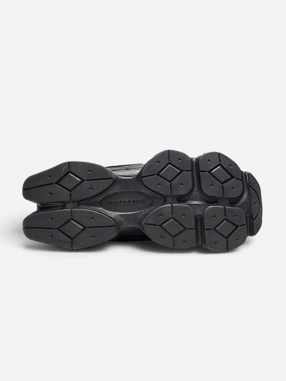 New Balance 9060 Fur Black