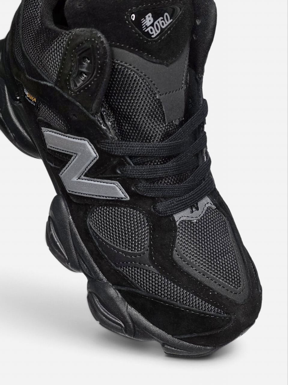 New Balance 9060 Fur Black