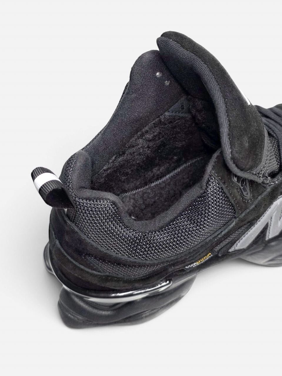 New Balance 9060 Fur Black