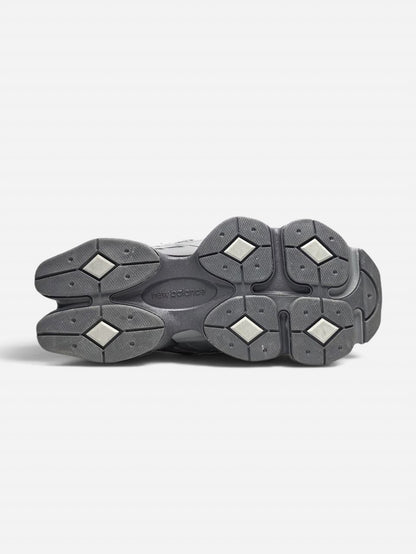 New Balance 9060 Fur Grey