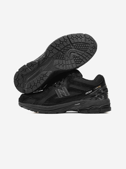 New Balance 1906R Fur Total Black