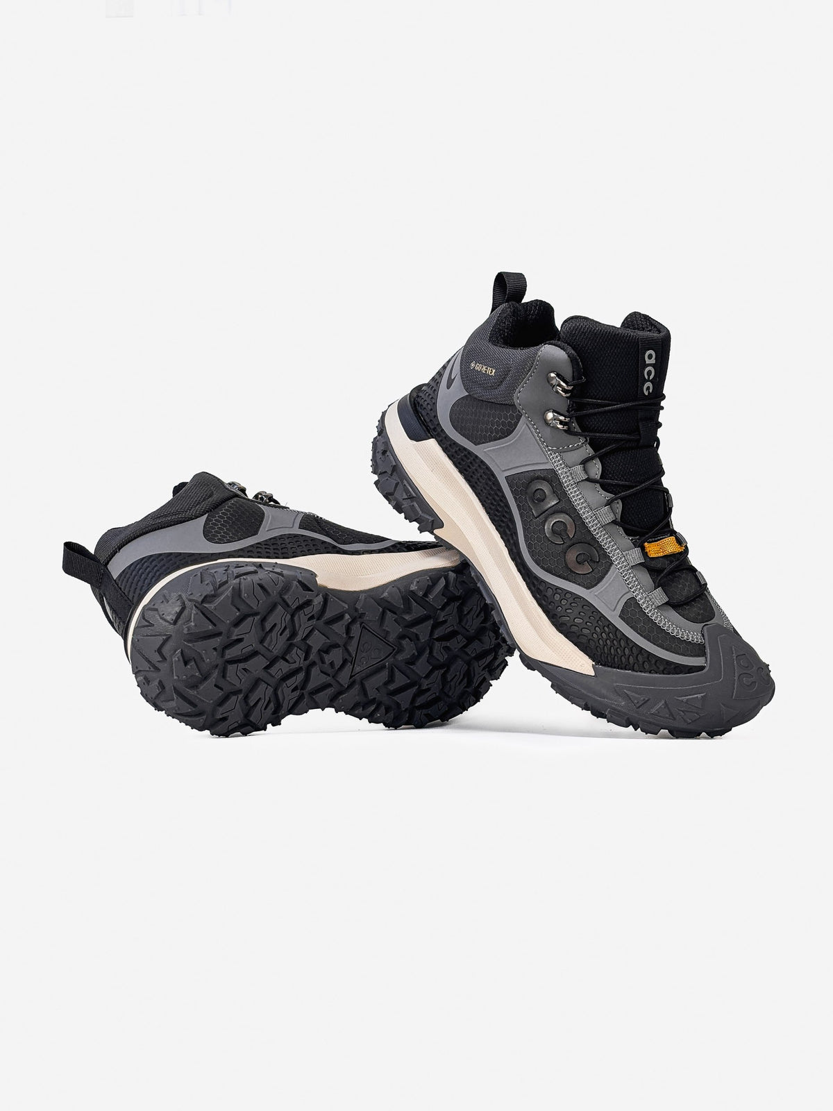Nike ACG Mountain Fly Fur Grey Black