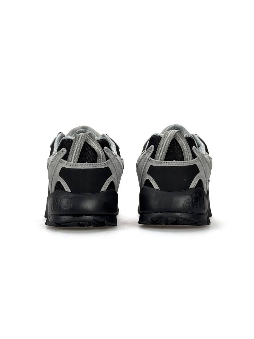 Asics Gel-Pickax GTX Gore-Tex Pale Grey Black