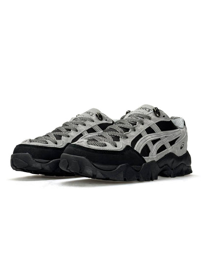 Asics Gel-Pickax GTX Gore-Tex Pale Grey Black