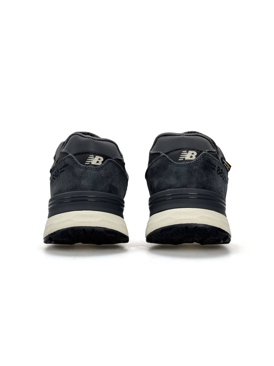 New Balance 880 GTX Gore-Tex Grey Beige