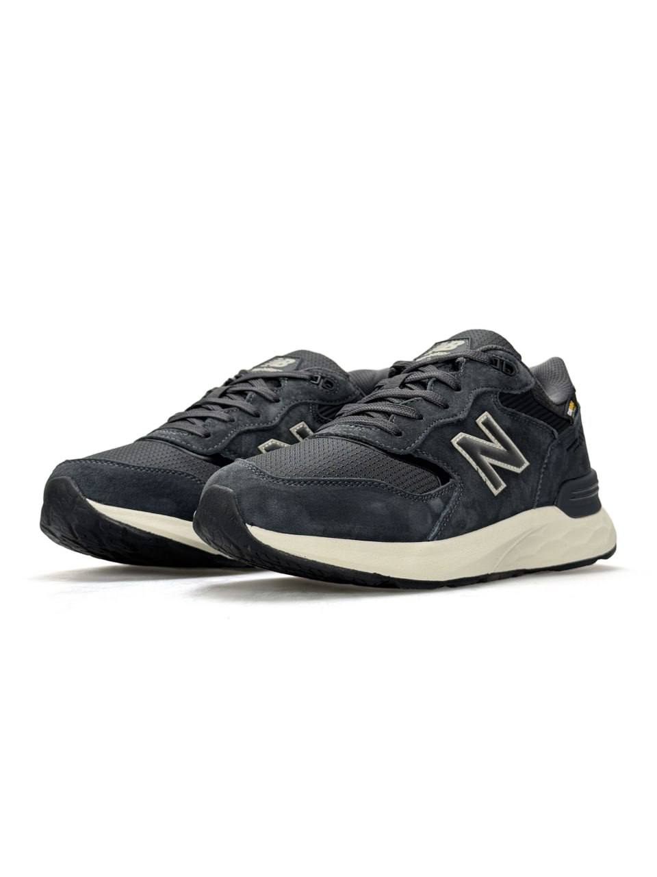 New Balance 880 GTX Gore-Tex Grey Beige