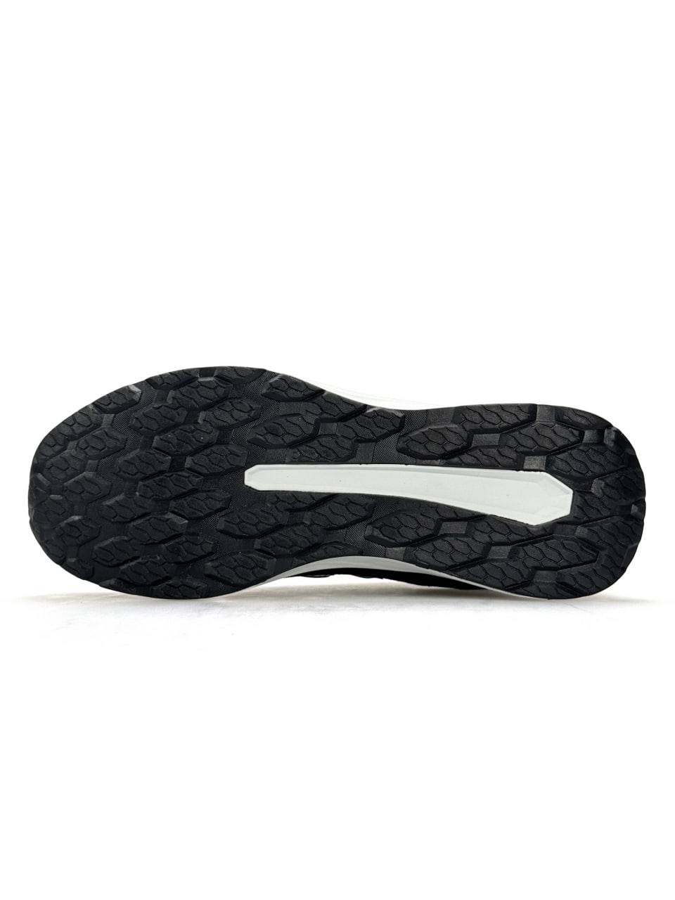 New Balance 880 GTX Gore-Tex Black White