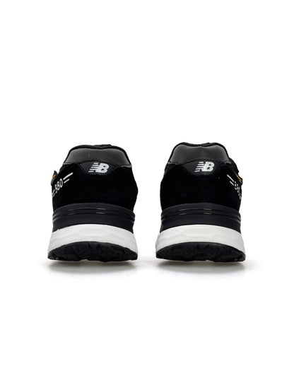New Balance 880 GTX Gore-Tex Black White