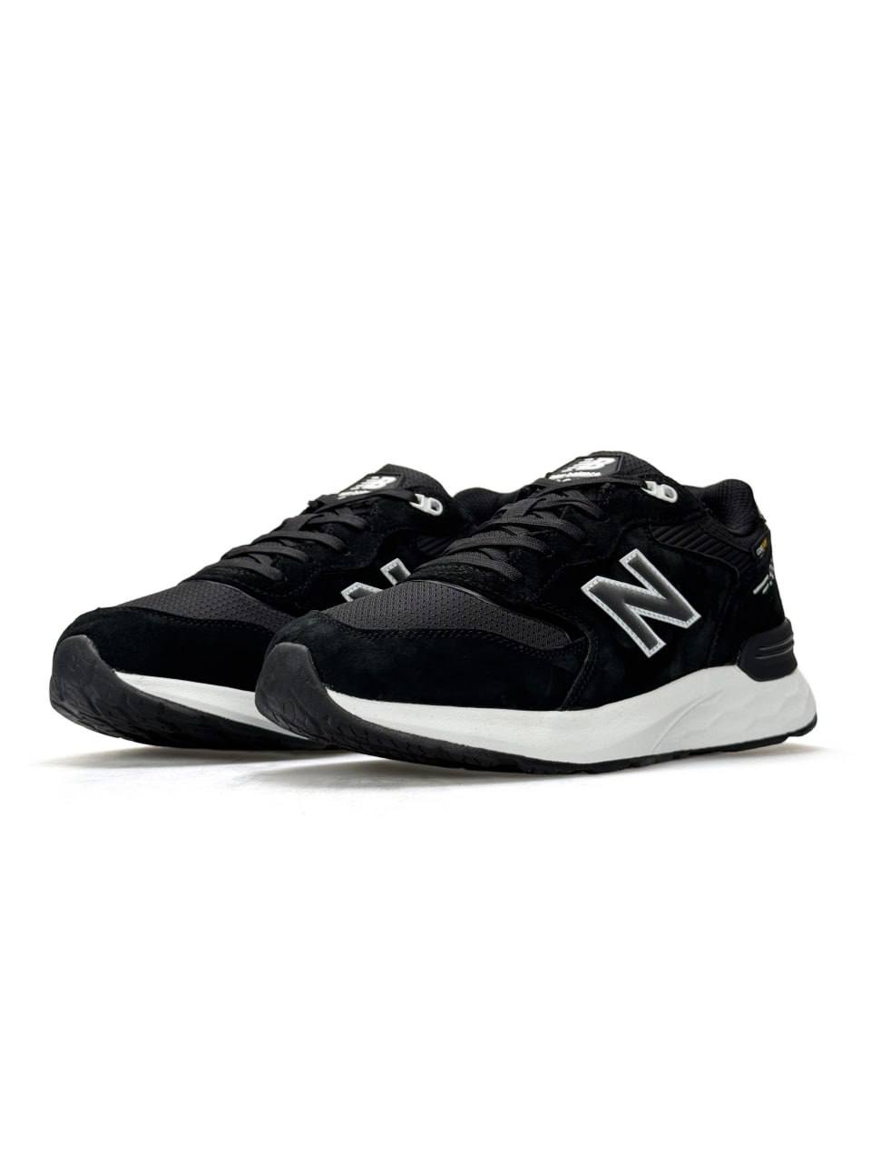 New Balance 880 GTX Gore-Tex Black White