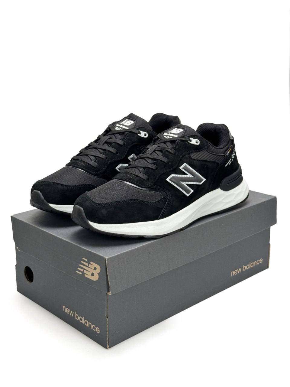 New Balance 880 GTX Gore-Tex Black White