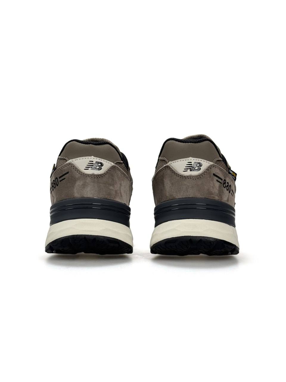 New Balance 880 GTX Gore-Tex Taupe Black