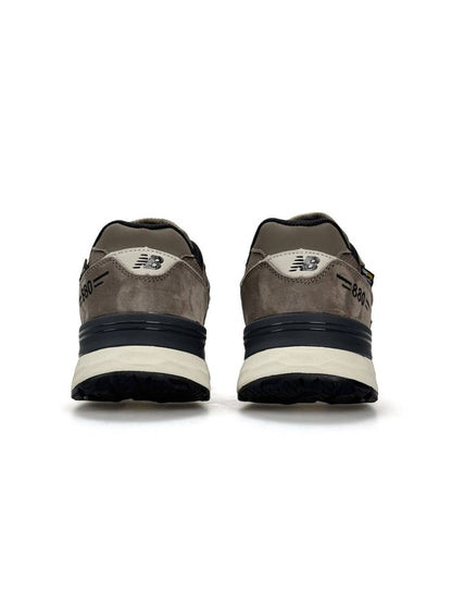 New Balance 880 GTX Gore-Tex Taupe Black