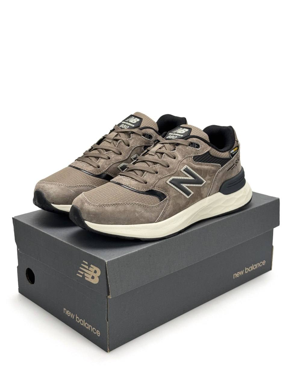 New Balance 880 GTX Gore-Tex Taupe Black