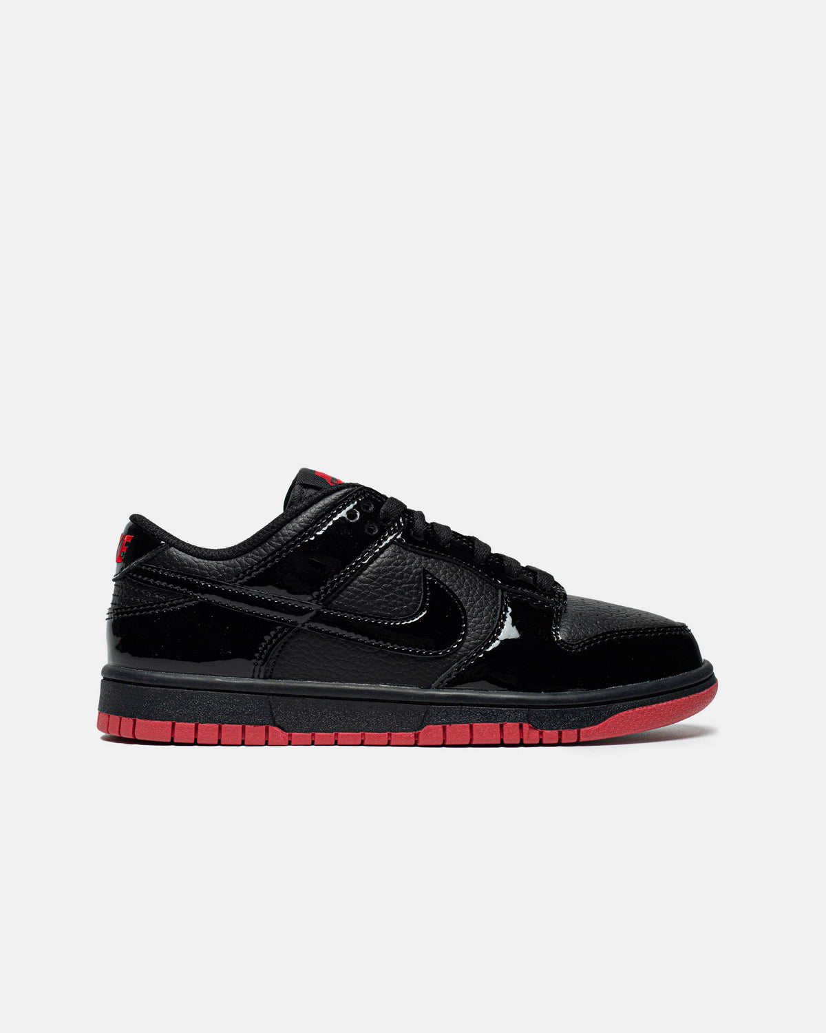 Nike Sb Dunk Low Black Red Liquid