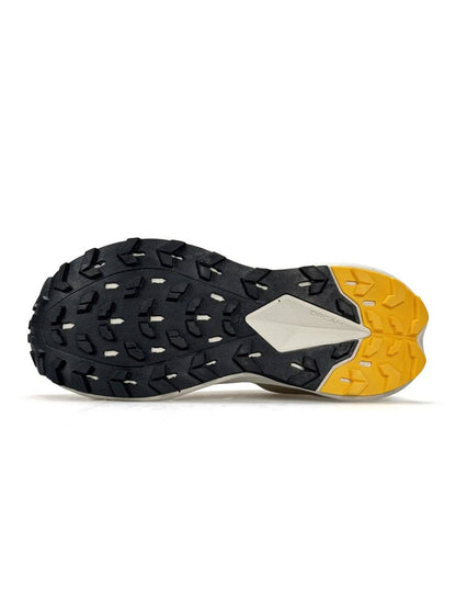 The North Face Vectiv Enduris 4 GTX Gore-Tex Beige Black