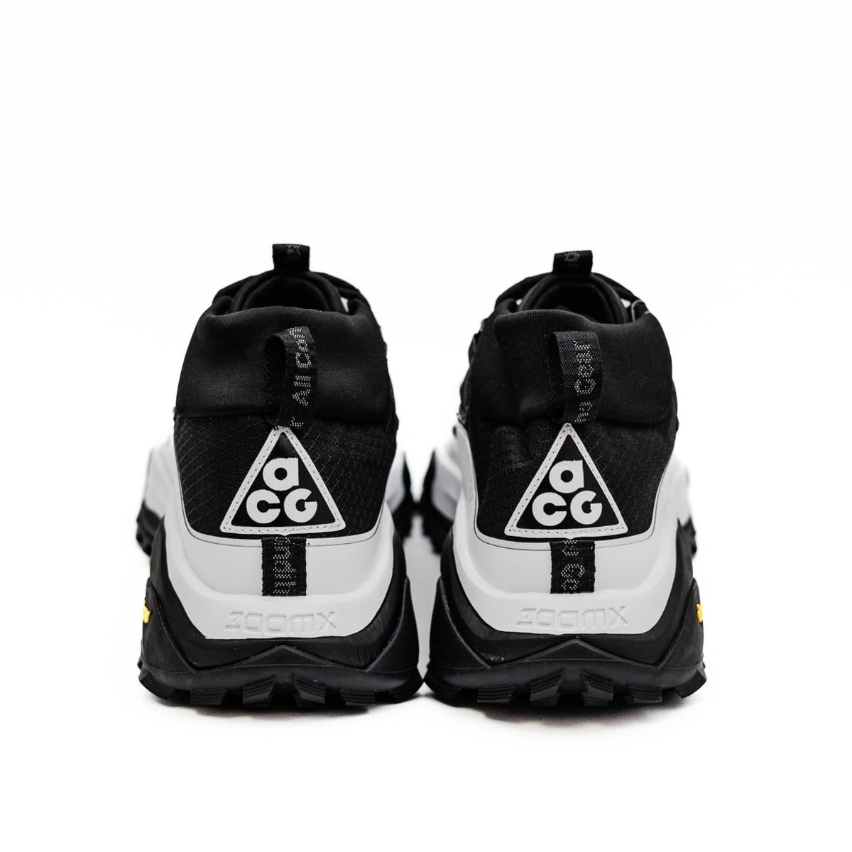 Nike ACG Zegama Hike Black White