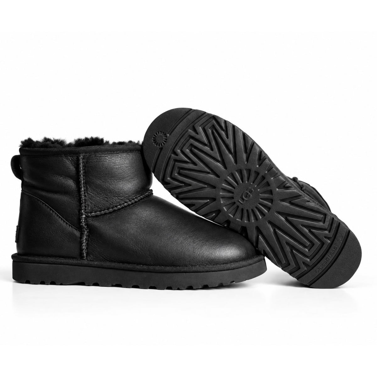 UGG Classic Mini Leather Black