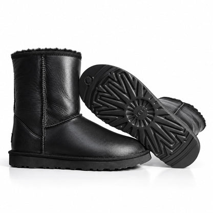 UGG Classic Short Leather Black